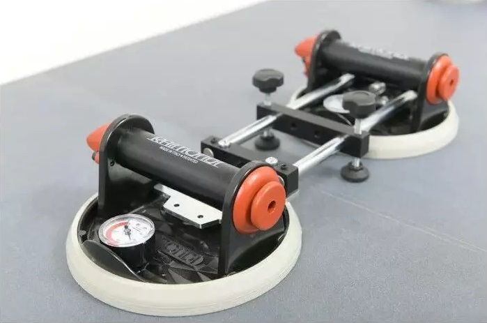 Raimondi - Levtop Flat Dispositif pour la conception de plans de travail et d'éléments d'ameublement